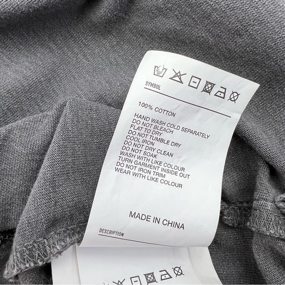 Musium Div. Gray long Sleeve Tshirt Art de la Galerie M/L Spell Out - Picture 7 of 10